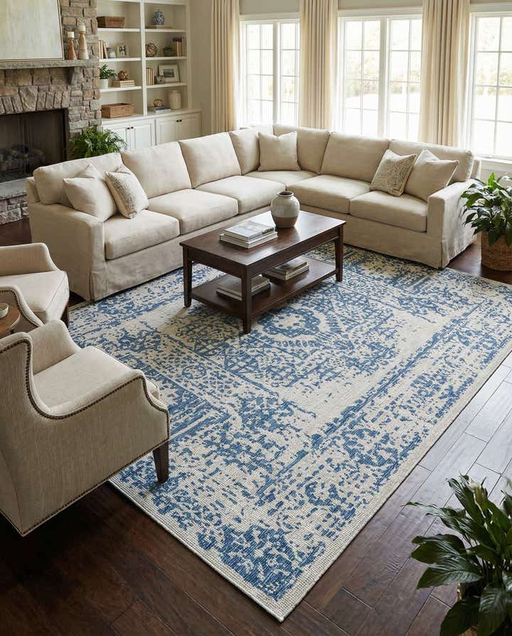 10' x 14' Easy-Clean Traditional Indoor / Outdoor Rug