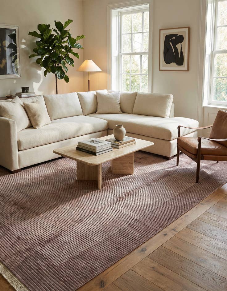 Detail image of  6' 6 x 9' 10  Hand Knotted Darya Wool Rug