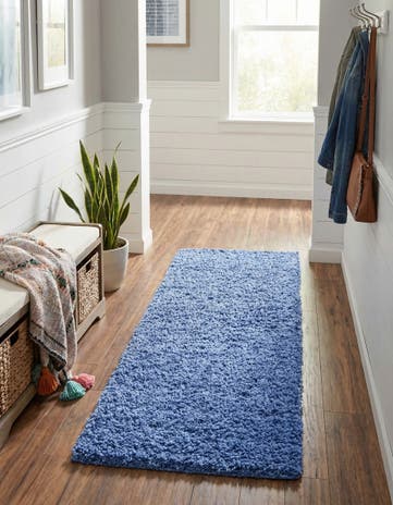 2' 7 x 10' Solid Shag Runner Rug