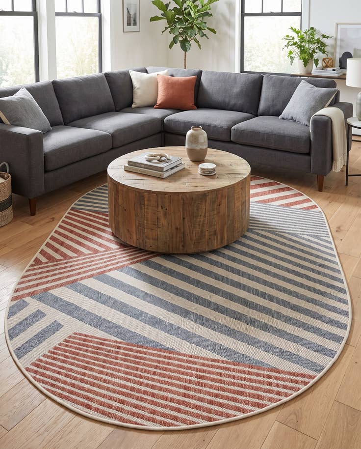 Detail image of 5' 3 x 8' Easy-Clean Jill Zarin Indoor / Outdoor Oval Rug