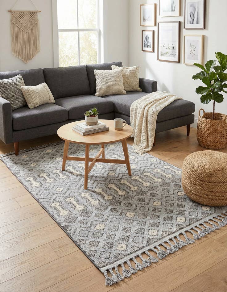 Detail image of 4' x 6' Arlo Rug