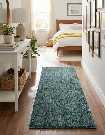 Rosemary Green Jill Zarin Shaggy Chic Runner Rug