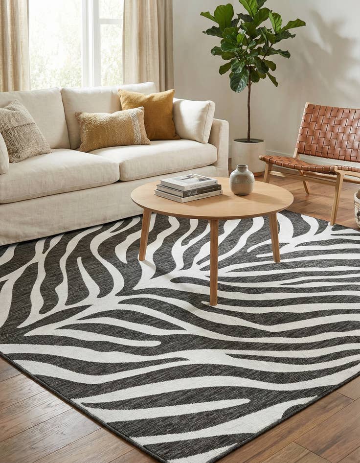 Detail image of 10' x 10'  Washable Safari Indoor / Outdoor Square Rug