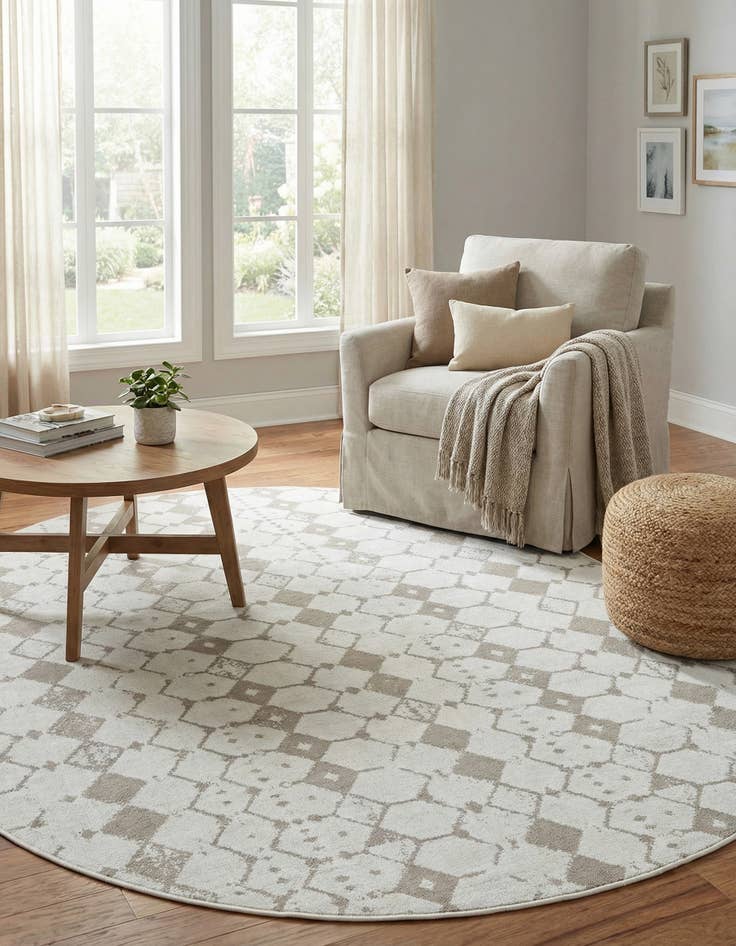 Detail image of 7' 10 x 10'  Washable Trellis Indoor / Outdoor Oval Rug