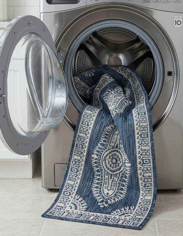 Detail image of 2' x 8'  Washable Traditional Indoor / Outdoor Runner Rug