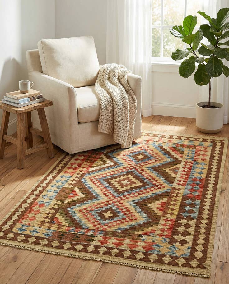 Detail image of 3' 3 x 5' Hand Woven Kilim Maymana Wool Rug