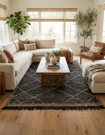 5' 2 x 7' 10 Hand Knotted Moroccan Wool Rug
