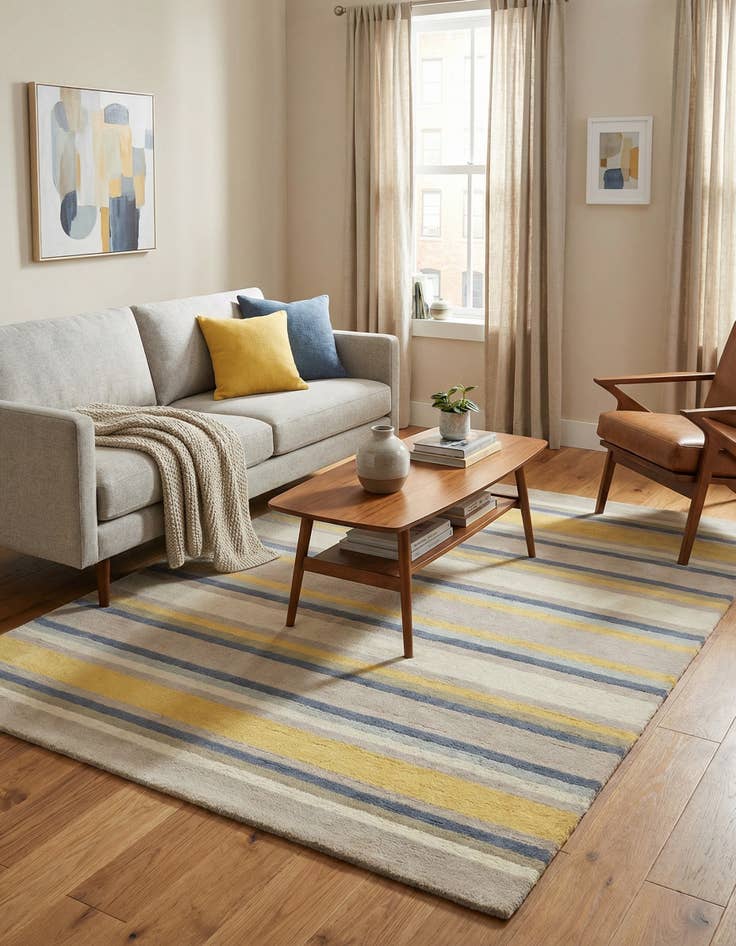 Detail image of 4' x 5' 6 Luna Wool Rug