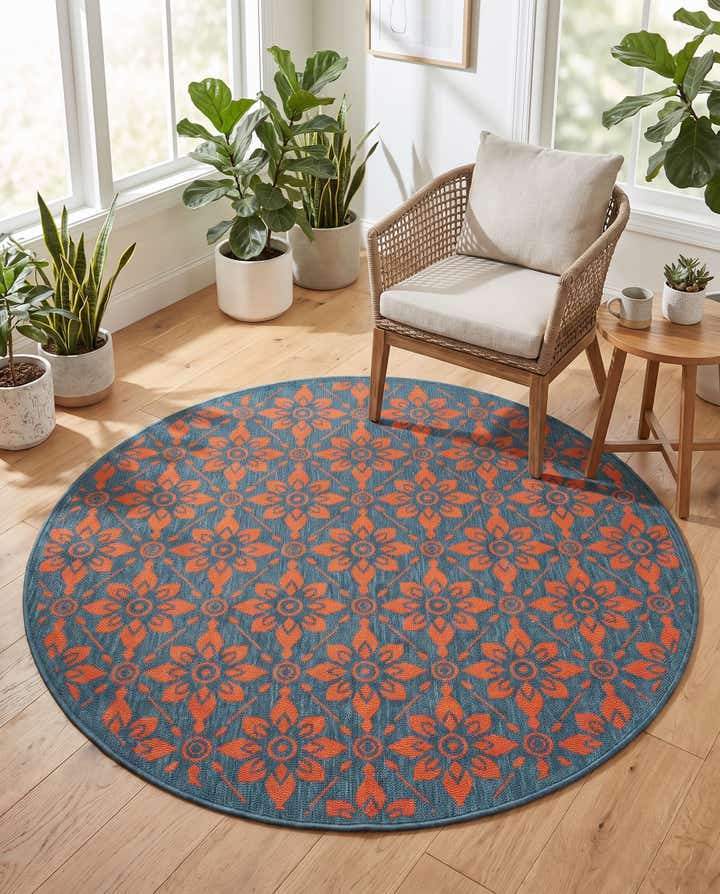 5' x 5' Easy-Clean Trellis Indoor / Outdoor Round Rug