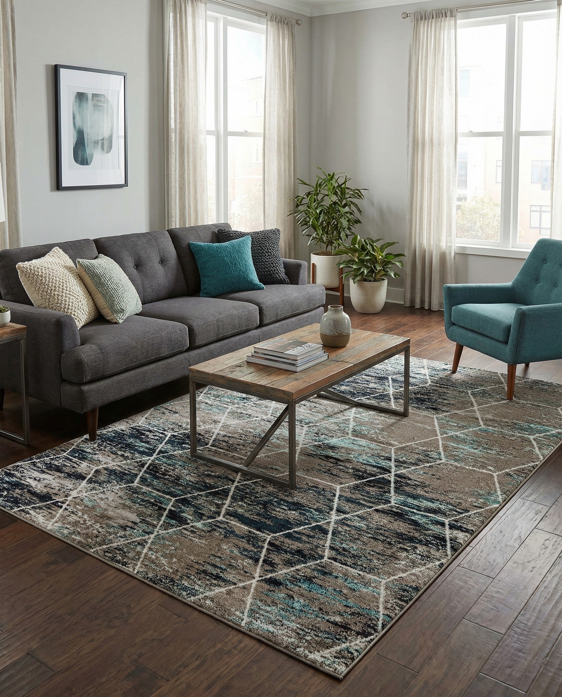  7' x 10' Lattice Frieze Rug