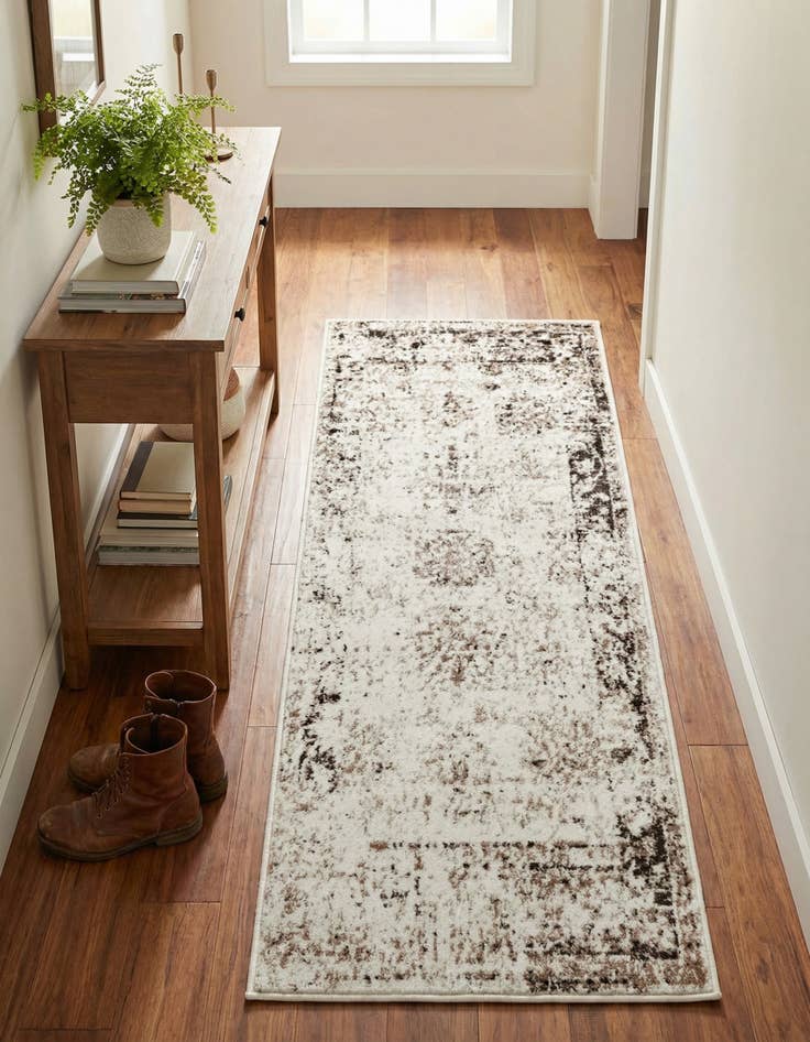 Detail image of  2' x 5' 1 Monte Carlo Runner Rug