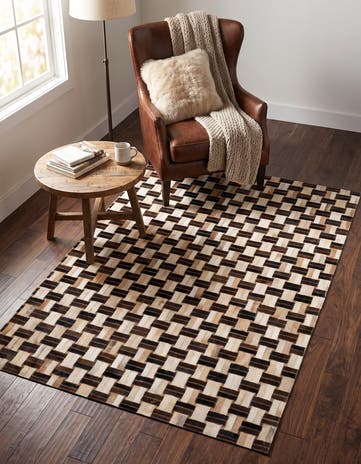 3' 11 x 5' 11 Cowhide - Patchwork Rug