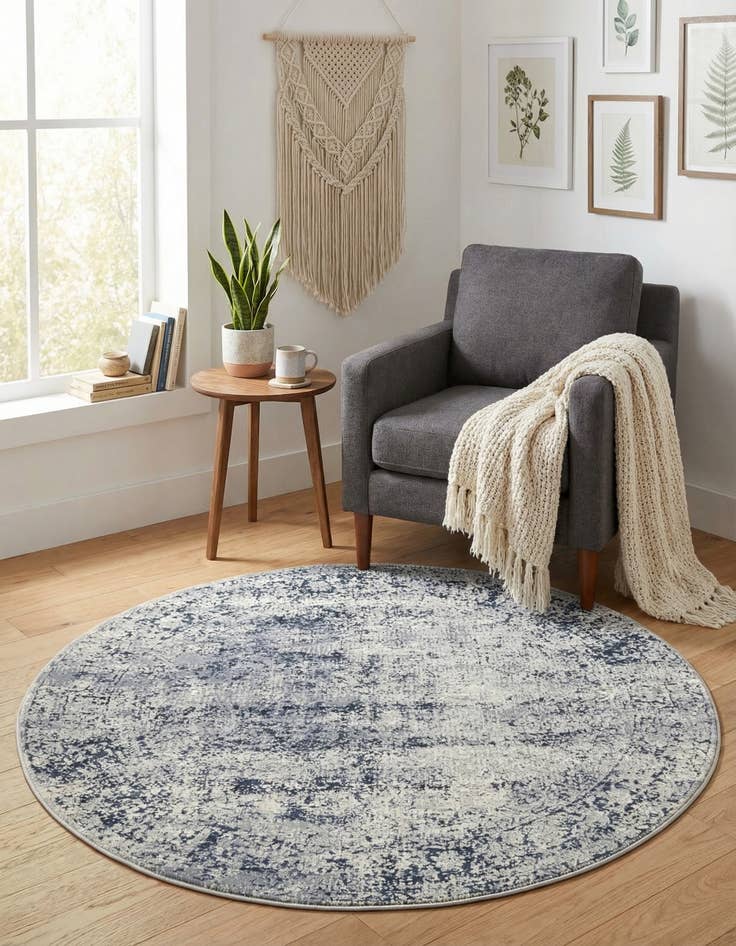 Detail image of 4' x 4' Villa Round Rug