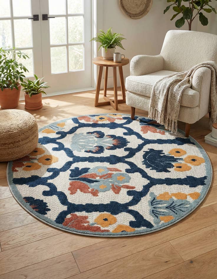Detail image of 5' 3 x 5' 3  Washable Belize Indoor / Outdoor Round Rug