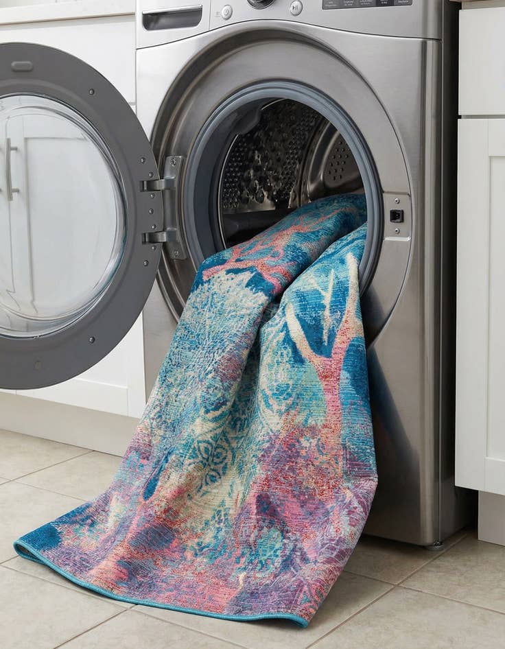 Detail image of 5' 3 x 8'  Washable Coastal Indoor / Outdoor Rug