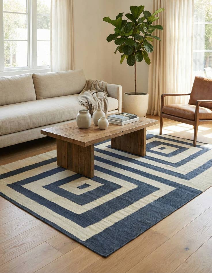 Detail image of 4' 2 x 5' 10  Hand Woven Kilim Modern Wool Rug