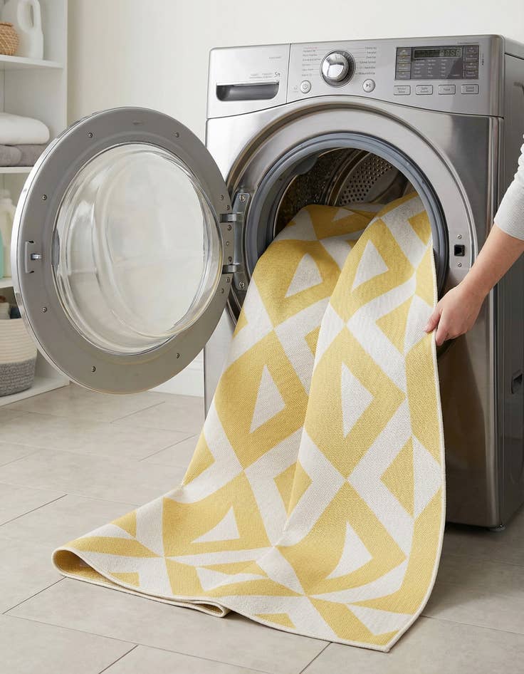 Detail image of  6' x 9'  Washable Jill Zarin Napa Indoor / Outdoor Rug