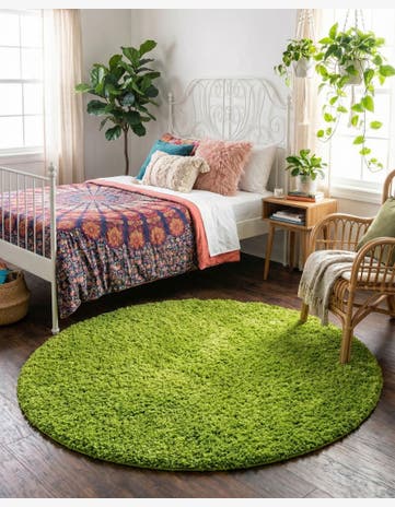 Grass Green Solid Shag Round Rug