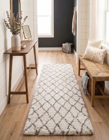 2' x 8' Moroccan Shag Runner Rug