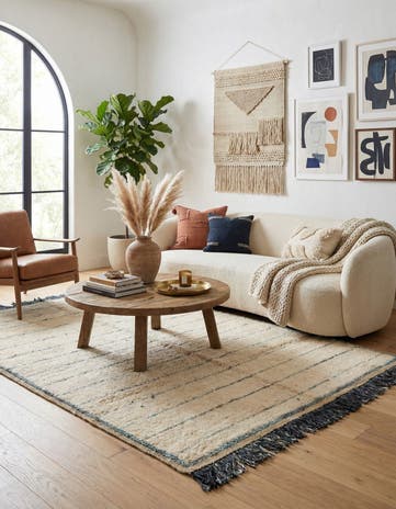 5' 1 x 7' 5 Hand Knotted Moroccan Wool Rug