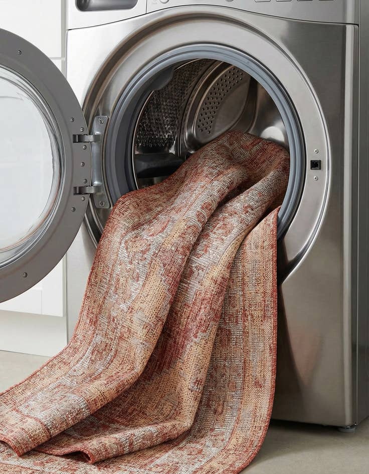 Detail image of 160cm x 245cm  Washable Traditional Indoor / Outdoor Rug