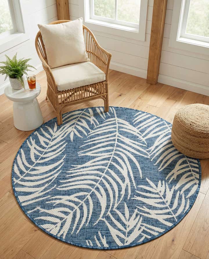4' x 4' Easy-Clean Botanical Indoor / Outdoor Round Rug
