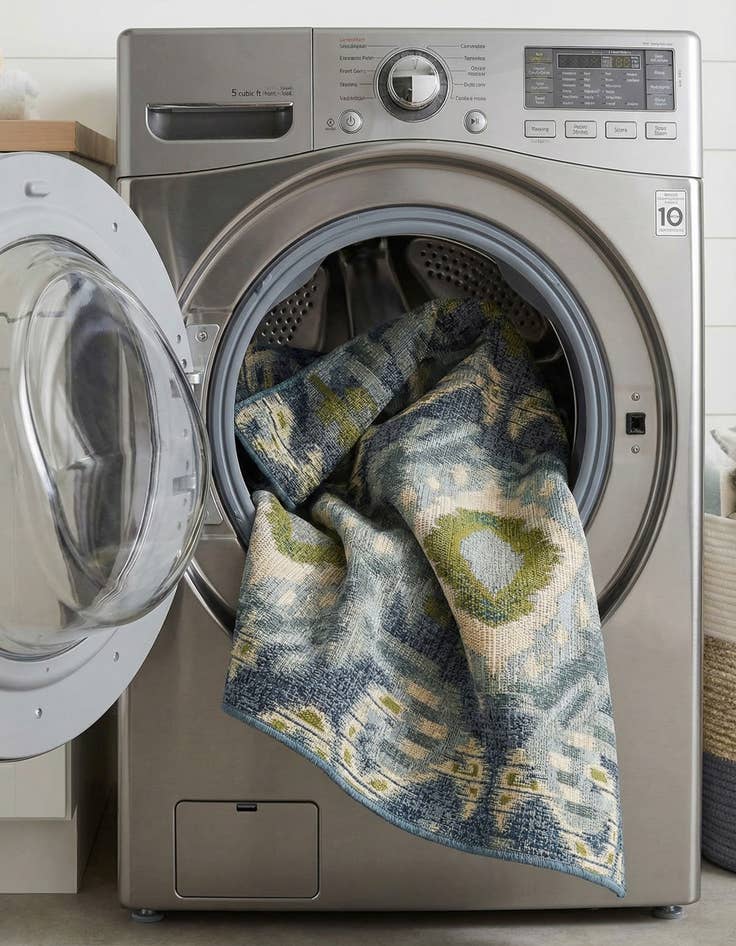 Detail image of 5' 3 x 8'  Washable Modern Indoor / Outdoor Rug