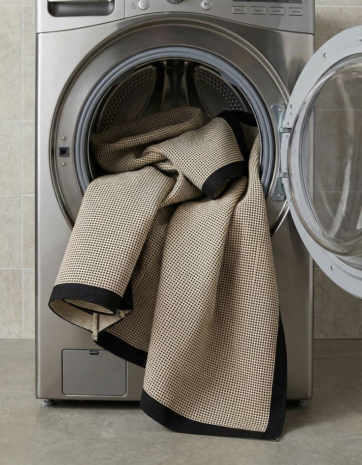 Detail image of 7' 10 x 10'  Washable Border Indoor / Outdoor Rug