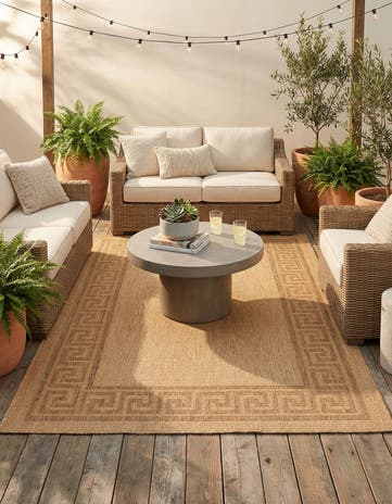 6' x 9' Easy-Clean Border Indoor / Outdoor Rug