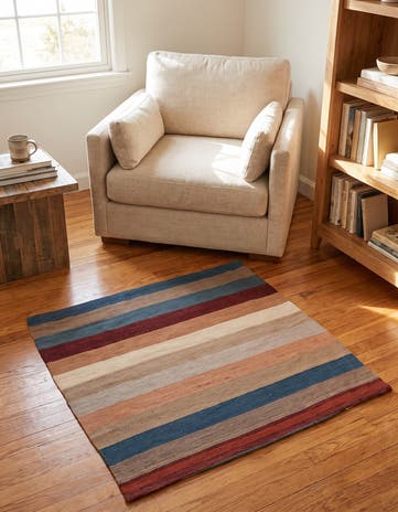 3' 3 x 3' 3 Hand Woven Pillow Wool Square Rug