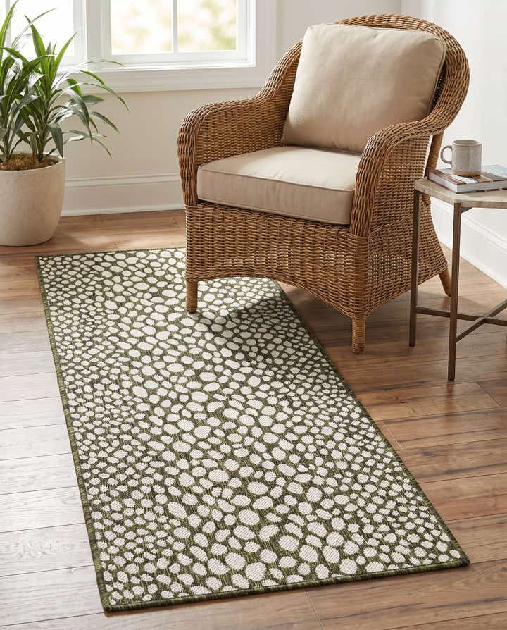 60cm x 150cm Easy-Clean Jill Zarin Indoor / Outdoor Runner Rug