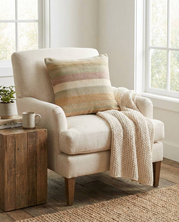 Detail image of 2' 4 x 2' 5 Hand Woven Pillow Wool Square Rug