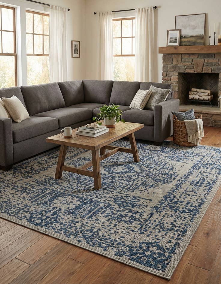 Detail image of 9' x 12'  Washable Traditional Indoor / Outdoor Rug