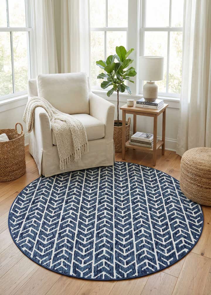 4' x 4' Easy-Clean Sabrina Soto Aston Indoor / Outdoor Round Rug
