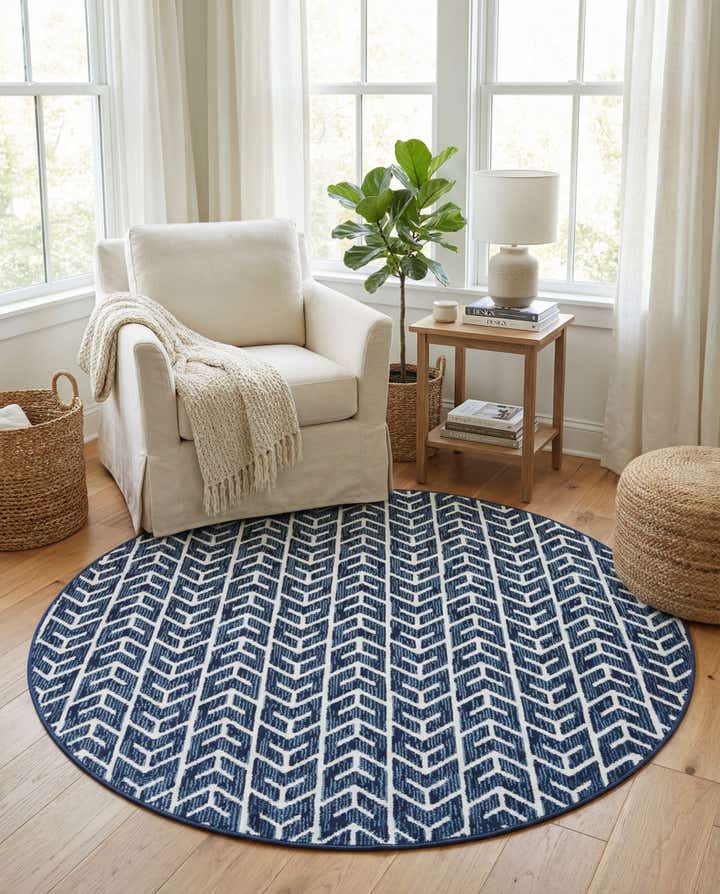 4' x 4' Easy-Clean Sabrina Soto Aston Indoor / Outdoor Round Rug