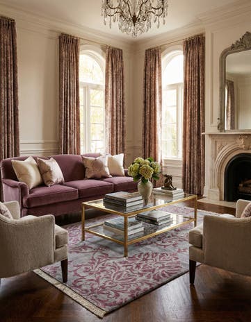 4' 8 x 6' 7 Darya Rug