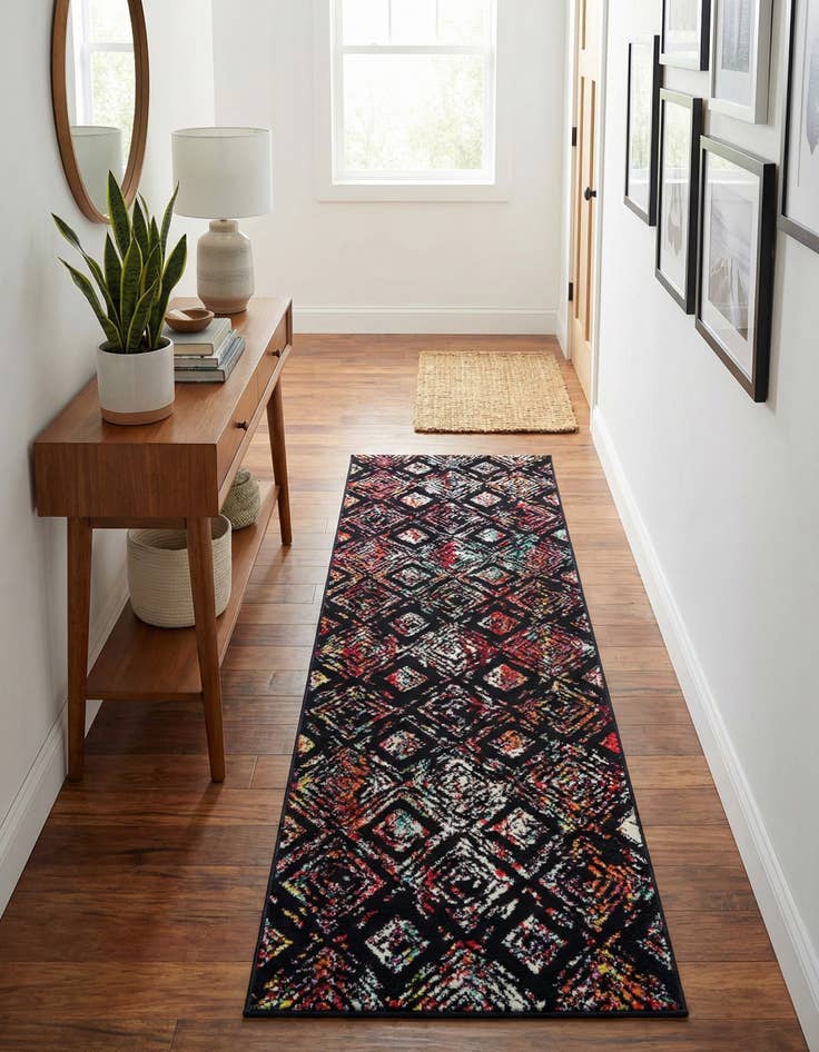 Detail image of 2' 7 x 10' Carrington Runner Rug