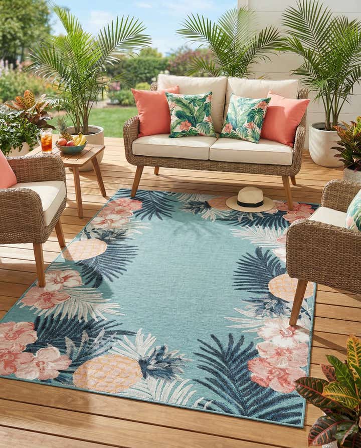 5' 2 x 8' Easy-Clean Botanical Indoor / Outdoor Rug