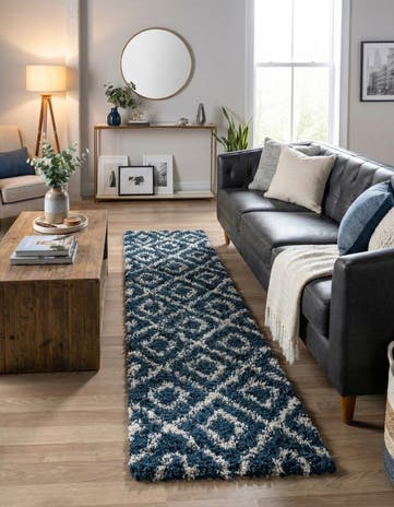 2' 7 x 12' Lattice Shag Runner Rug
