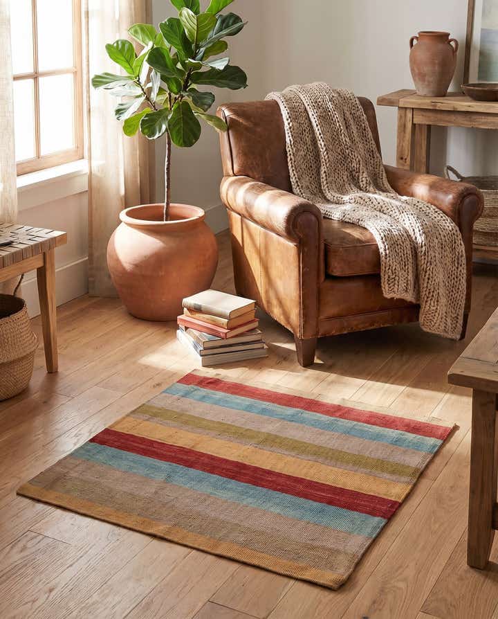 2' 5 x 2' 5 Hand Woven Pillow Wool Square Rug