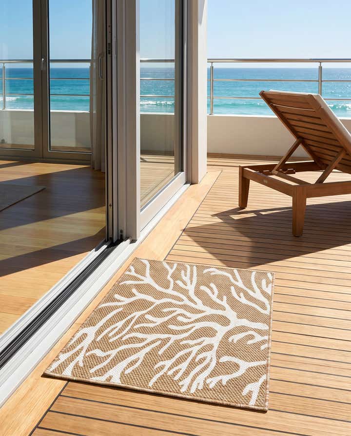 2' x 3' Easy-Clean Coastal Indoor / Outdoor Rug