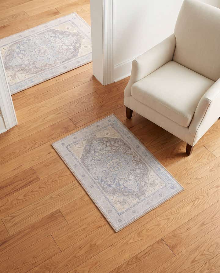 2' x 3' Washable Timeless Rug