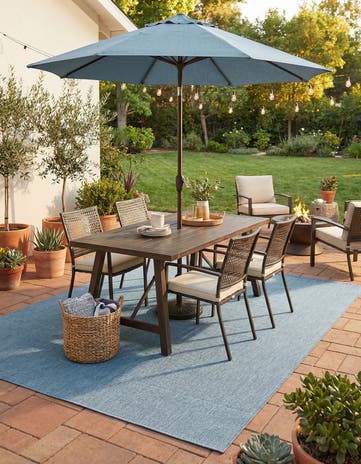 6' x 9' Easy-Clean Solid Indoor / Outdoor Rug