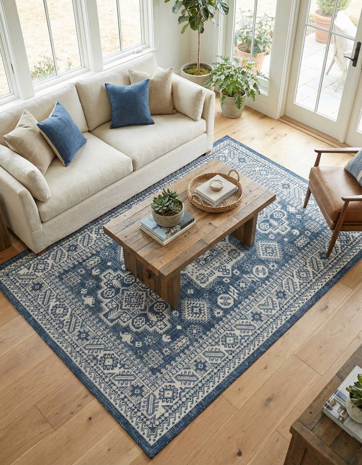 Detail image of 5' 3 x 8'  Washable Aztec Indoor / Outdoor Rug