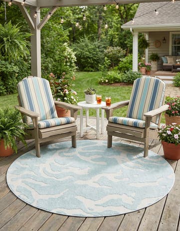 5' x 5' Easy-Clean Sabrina Soto Indoor / Outdoor Round Rug