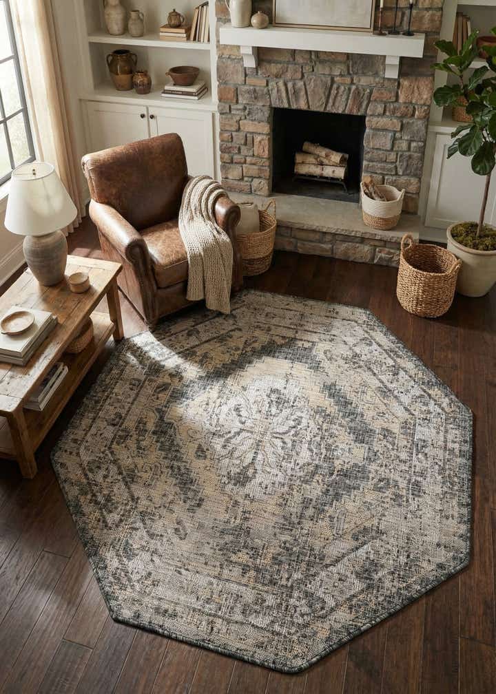 5' 3 x 5' 3 Easy-Clean Traditional Indoor / Outdoor Octagon Rug