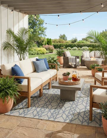 5' 3 x 7' 6 Easy-Clean Modern Indoor / Outdoor Rug