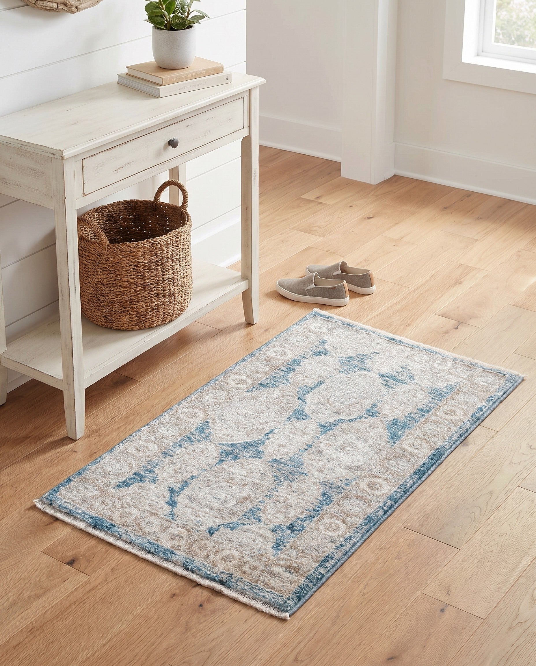 2' x 3' Lola Rug
