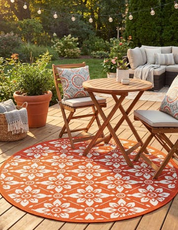 Rust Red Easy-Clean Lattice Indoor / Outdoor Round Rug