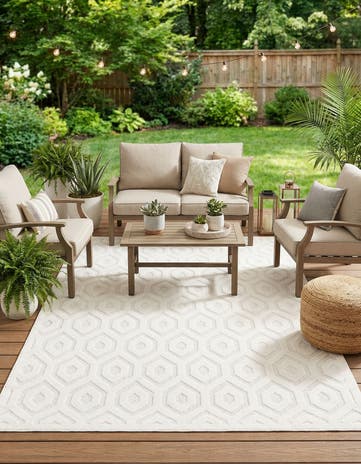 6' x 9' Easy-Clean Trellis Textured Indoor / Outdoor Rug
